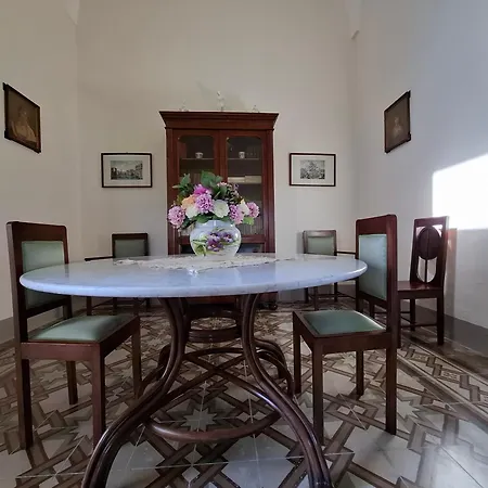 Palazzo Cosi-forina Villa Morciano di Leuca